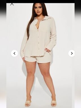 Fashion Nova Women's 1X  Casual Brunch Short Set- Sand